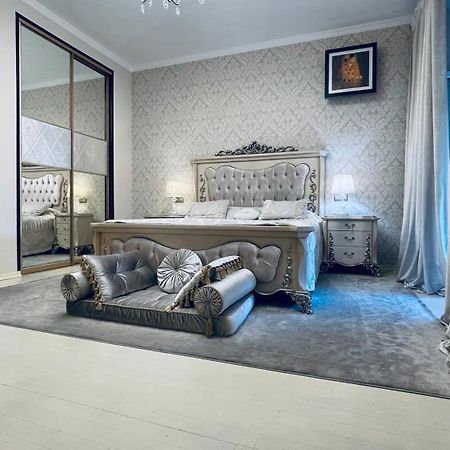 Luxury Design Apartments In The Center Of Kiev Dış mekan fotoğraf